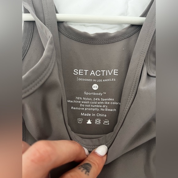 SET ACTIVE JUMPSUIT - Picture 3 of 4